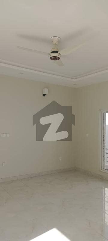 350 Sq. Yards | Corner | East Open | Well-Maintained House