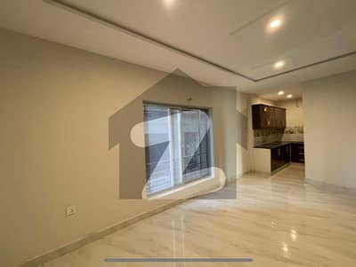 One Bed Non Furnished Apartment For Rent In Iqbal Block Bahria Town Reserve A Flat Of 500 Square Feet Now In Bahria Town - Sector E