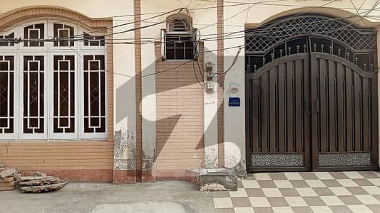 Prime Location 5 Marla House Ideally Situated In Madina Town