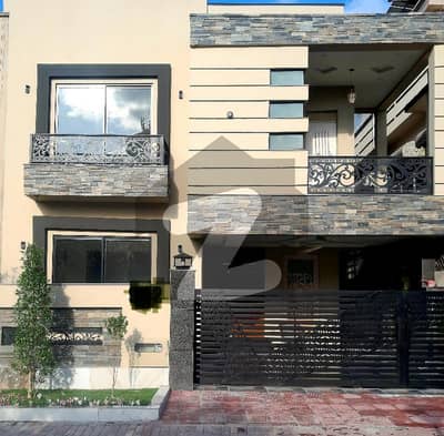 10 Marla Brand New Upper Portion For Rent In Bahria Town Rawalpindi.