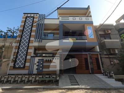 سعدی ٹاؤن - بلاک تین سعدی ٹاؤن,سکیم 33,کراچی میں 6 کمروں کا 10 مرلہ مکان 4.3 کروڑ میں برائے فروخت۔