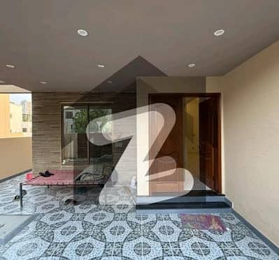 Buy A Centrally Located 272 Square Yards House In Bahria Town - Precinct 1