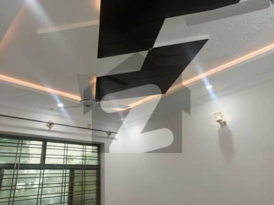 مارگلہ ویو ہاؤسنگ سوسائٹی ڈی ۔ 17,اسلام آباد میں 2 کمروں کا 8 مرلہ زیریں پورشن 45.0 ہزار میں کرایہ پر دستیاب ہے۔