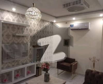 بحریہ ٹاؤن سیکٹر سی بحریہ ٹاؤن,لاہور میں 2 کمروں کا 3 مرلہ فلیٹ 80.0 ہزار میں کرایہ پر دستیاب ہے۔