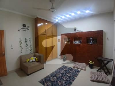 Architect Society 5 Marla Lower Portion Available For Rent