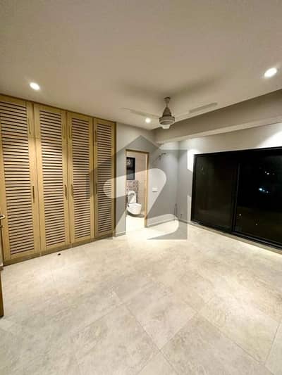 ای ۔ 11 اسلام آباد میں 2 کمروں کا 8 مرلہ فلیٹ 3.2 کروڑ میں برائے فروخت۔