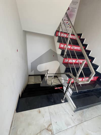 1st floor for rent in good condition