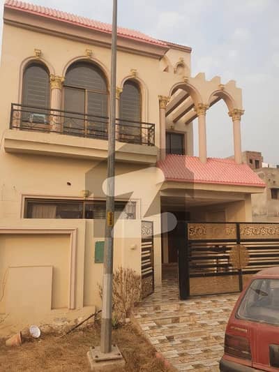 بحریہ آرچرڈ فیز 2 بحریہ آرچرڈ,لاہور میں 3 کمروں کا 5 مرلہ مکان 55.0 ہزار میں کرایہ پر دستیاب ہے۔