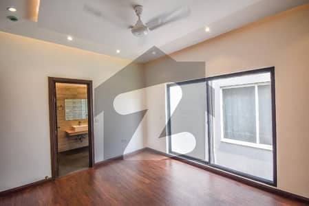 ڈی ایچ اے فیز 7 ڈیفنس (ڈی ایچ اے),لاہور میں 5 کمروں کا 1 کنال مکان 2.99 لاکھ میں کرایہ پر دستیاب ہے۔