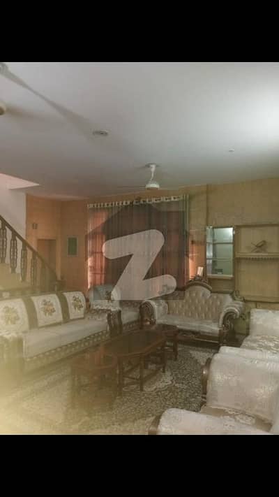 واپڈا ٹاؤن لاہور میں 2 کمروں کا 10 مرلہ زیریں پورشن 70.0 ہزار میں کرایہ پر دستیاب ہے۔