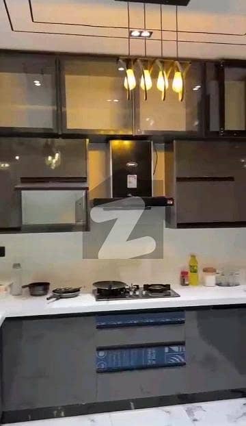 کاٹھیاواڑ سوسائٹی سکیم 33 - سیکٹر 19-اے,سکیم 33,کراچی میں 4 کمروں کا 6 مرلہ پینٹ ہاؤس 4.0 کروڑ میں برائے فروخت۔