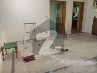 ڈی ایچ اے 11 رہبر سیکٹر 2 ڈی ایچ اے 11 رہبر,لاہور میں 1 کمرے کا 5 مرلہ مکان 55.0 ہزار میں کرایہ پر دستیاب ہے۔