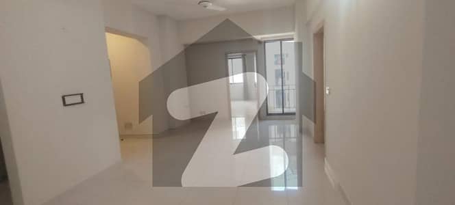 ڈیفینس ایگزیکٹو اپارٹمنٹس ڈی ایچ اے ڈیفینس فیز 2,ڈی ایچ اے ڈیفینس,اسلام آباد میں 1 کمرے کا 4 مرلہ فلیٹ 1.05 کروڑ میں برائے فروخت۔