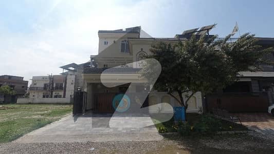 Gulberg Greens Gulberg Residencia 10marla Brand-New Designer House For Sale