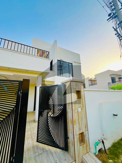 Prime Location 10 Marla House In Buch Executive Villas