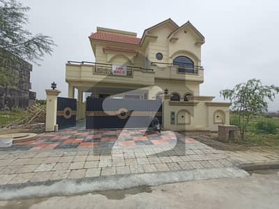 Reasonably-Priced 10 Marla House In Bahria Town Phase 8 - Sector F-2, Rawalpindi Is Available As Of Now