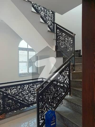 آئی ۔ 11 اسلام آباد میں 2 کمروں کا 6 مرلہ بالائی پورشن 65.0 ہزار میں کرایہ پر دستیاب ہے۔