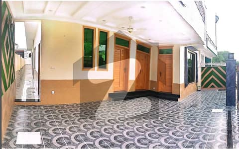 جی ۔ 15/1 جی ۔ 15,اسلام آباد میں 6 کمروں کا 14 مرلہ مکان 6.0 کروڑ میں برائے فروخت۔