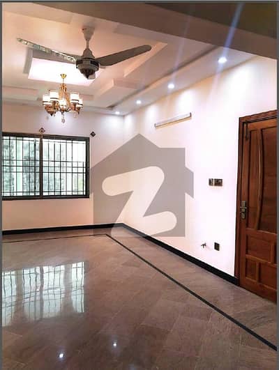 جی ۔ 15/1 جی ۔ 15,اسلام آباد میں 4 کمروں کا 7 مرلہ مکان 3.4 کروڑ میں برائے فروخت۔