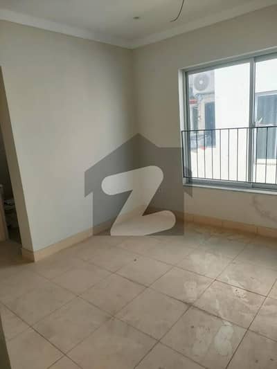 2 BED LUXURY APARTMENT FOR SALE 1ST FLOOR IN G-5 BLOCK BAHRIA ORCHARD PHASE 4