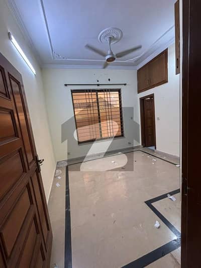 جی ۔ 13/1 جی ۔ 13,اسلام آباد میں 2 کمروں کا 4 مرلہ زیریں پورشن 55.0 ہزار میں کرایہ پر دستیاب ہے۔