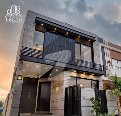 A Well Designed House Is Up For rent In An Ideal Location In Lahore