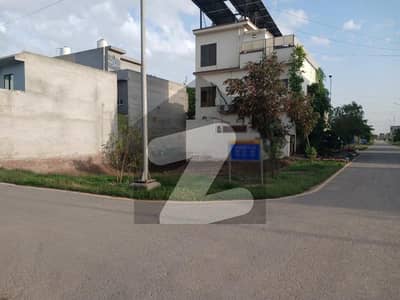 5 marla cornor plot for sale in johar town block E near to Allah hu chowk