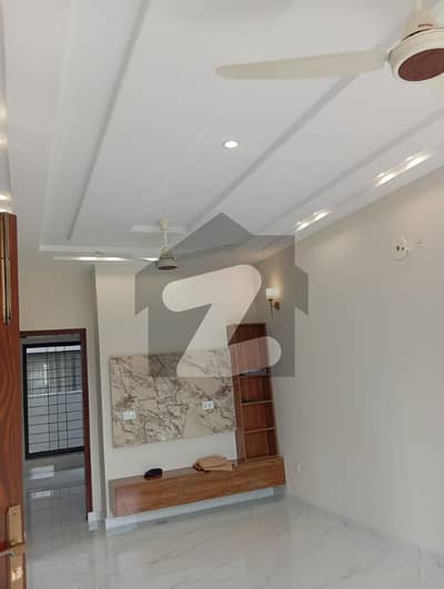 5 marla brand new first entry house for rent available in DHA rahber 11 secter 2 in lahore bijli pani avelabel