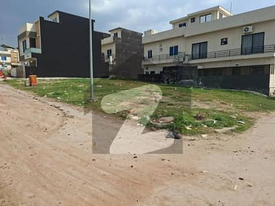 بحریہ ٹاؤن فیز 8 ۔ علی بلاک بحریہ ٹاؤن فیز 8 ۔ سفاری ویلی,بحریہ ٹاؤن فیز 8,بحریہ ٹاؤن راولپنڈی,راولپنڈی میں 5 مرلہ رہائشی پلاٹ 68.0 لاکھ میں برائے فروخت۔