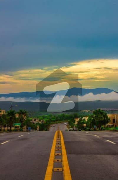 Bahria Enclave 10 plot For sale   fully developed Area