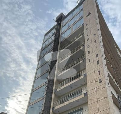 مزنگ لاہور میں 3 مرلہ Studio دفتر 1.75 کروڑ میں برائے فروخت۔