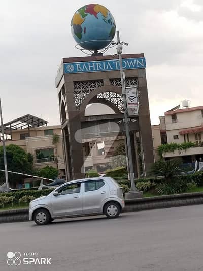 بحریہ ٹاؤن فیز 7 بحریہ ٹاؤن راولپنڈی,راولپنڈی میں 1 کنال رہائشی پلاٹ 2.95 کروڑ میں برائے فروخت۔