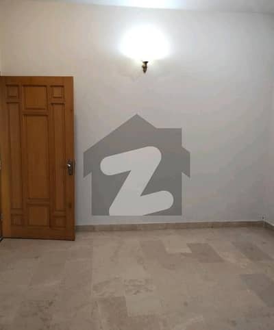 Prime Location Lower Portion Of 12 Marla In I-8 For rent