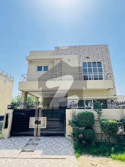5 MARLA SLIGHTLY USED AVAILABLE FOR RENT IN DHA PHASE 5 LAHORE
