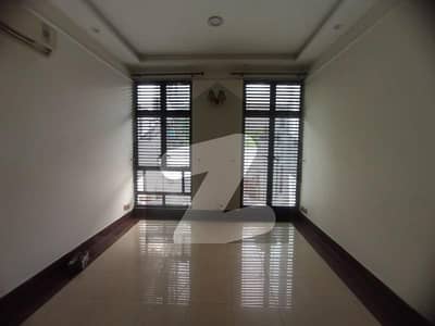 ٹاؤن شپ ۔ سیکٹر اے1 ٹاؤن شپ,لاہور میں 4 کمروں کا 2 کنال مکان 10.0 کروڑ میں برائے فروخت۔