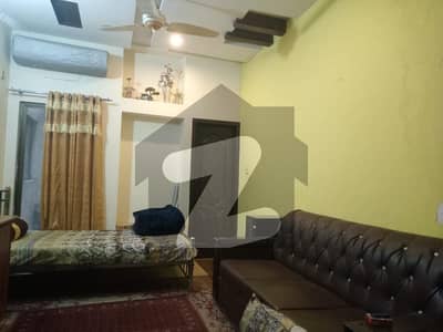 سمن آباد لاہور میں 3 کمروں کا 2 مرلہ مکان 1.22 کروڑ میں برائے فروخت۔