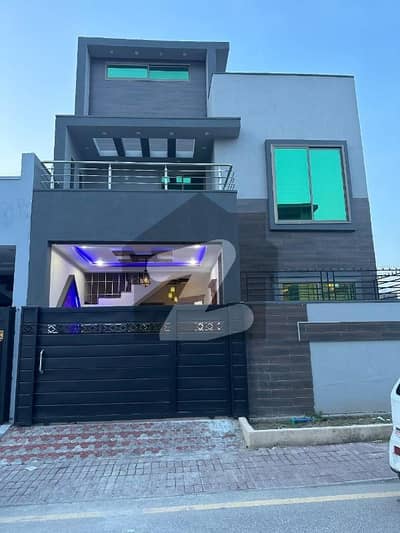 کوہستان انکلیو - سیکٹر جی کوہستان انکلیو,واہ کینٹ,واہ میں 5 کمروں کا 5 مرلہ مکان 2.1 کروڑ میں برائے فروخت۔