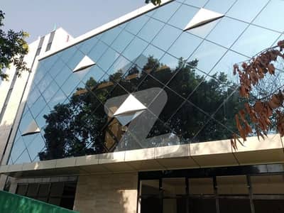 جی ۔ 8 اسلام آباد میں 3 کنال Studio عمارت 36.0 لاکھ میں کرایہ پر دستیاب ہے۔
