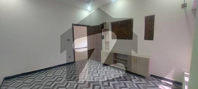 بنی گالہ اسلام آباد میں 4 کمروں کا 7 مرلہ مکان 90.0 ہزار میں کرایہ پر دستیاب ہے۔