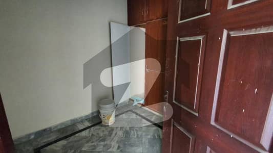 واپڈا ٹاؤن فیز 1 واپڈا ٹاؤن,لاہور میں 3 کمروں کا 5 مرلہ مکان 85.0 ہزار میں کرایہ پر دستیاب ہے۔