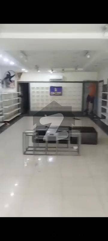 علامہ اقبال ٹاؤن لاہور میں 1 کمرے کا 5 مرلہ دکان 6.0 لاکھ میں کرایہ پر دستیاب ہے۔