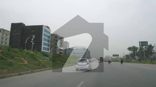 ڈی ایچ اے فیز 7 ڈیفنس (ڈی ایچ اے),لاہور میں 1 کنال رہائشی پلاٹ 3.8 کروڑ میں برائے فروخت۔