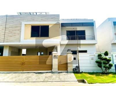 Luxurious 15 Marla 5-Bedroom House in Askari 10 Lahore Prime Location | Available Now