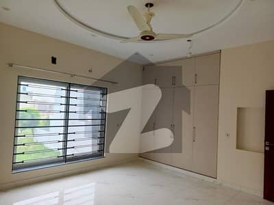 10 Marla Lower Portion Available For Rent In Awt Phase 2