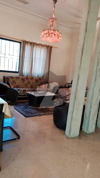 ڈی ایچ اے فیز 8 ڈی ایچ اے ڈیفینس,کراچی میں 4 کمروں کا 1 کنال زیریں پورشن 2.0 لاکھ میں کرایہ پر دستیاب ہے۔