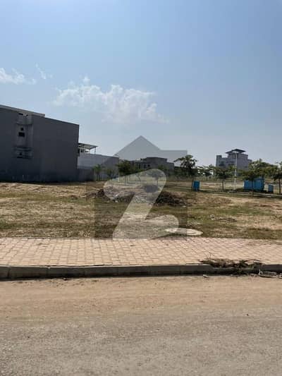 7 Marla Develop Possession Solid Land Plot Available In V Block Of Gulberg Residencia