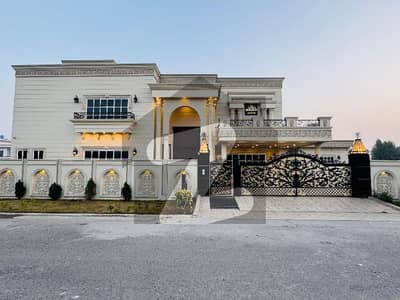 Stunning Prime Location 34 Marla House In Citi Housing Society Available