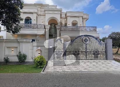 Prime Location 1 Kanal House In Central Canal View Housing Scheme For sale