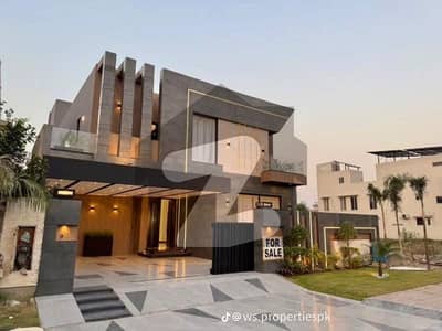 1 kanal beautifully Designed Modern house upper portion for rent in DHA phase 6