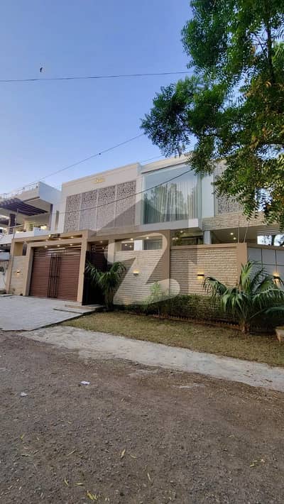 LUXURIOUS DESINGNER HOUSE FOR SALE